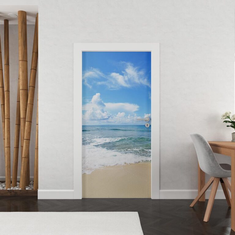 Deursticker Verlaten strand