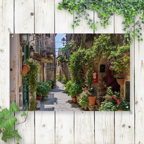 Tuinposter Italiaans steegje in dorp
