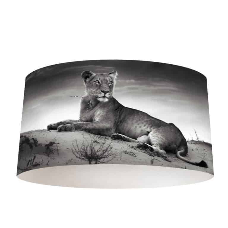 Lampenkap Leeuwin in zwartwit
