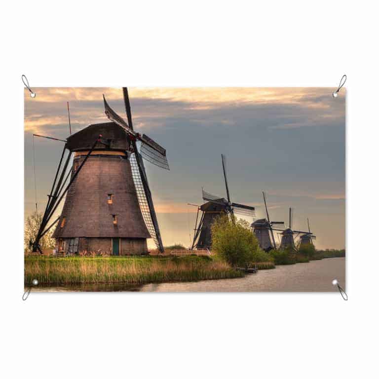 Tuinposter Molens op een rij