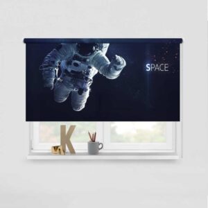 Rolgordijn Astronaut in de ruimte
