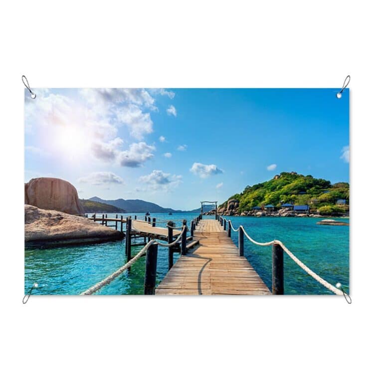 Tuinposter Steiger aan haven Thailand