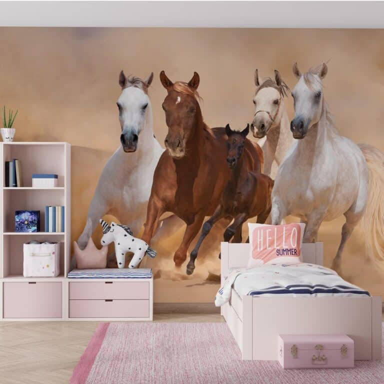 Fotobehang Galopperende paarden met veulen