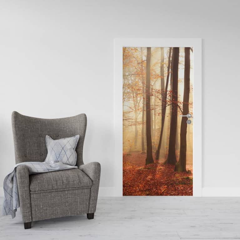 Deursticker Ochtend in herfstbos