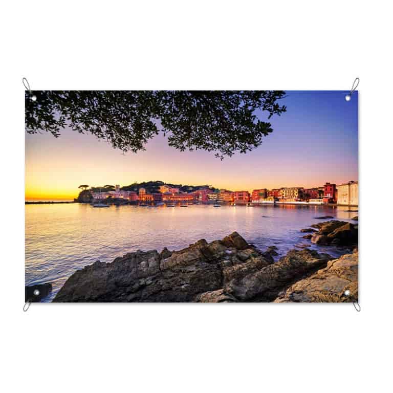 Tuinposter Heerlijke zomeravond aan Italiaanse kust
