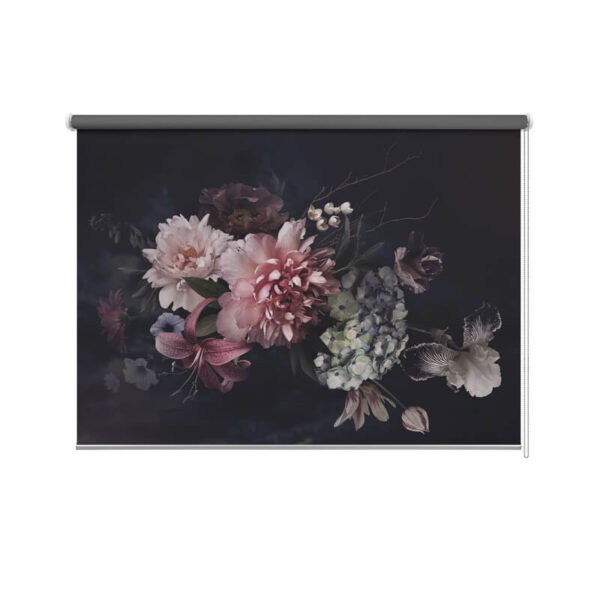 Rolgordijn Boeket bloemen op donkere achtergrond