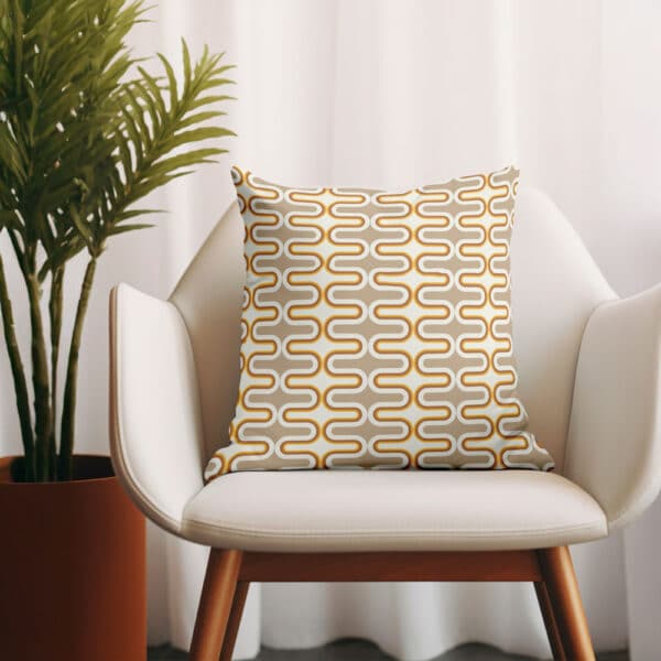 Sierkussen Retro bogen patroon beige